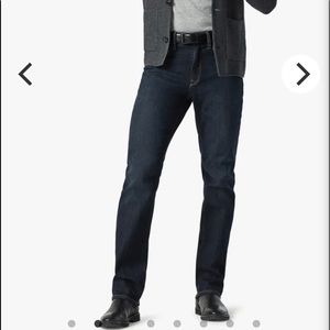 34 Heritage Charisma Relaxed Straight Jeans in Dark. Size 32 x 32. New w tags.